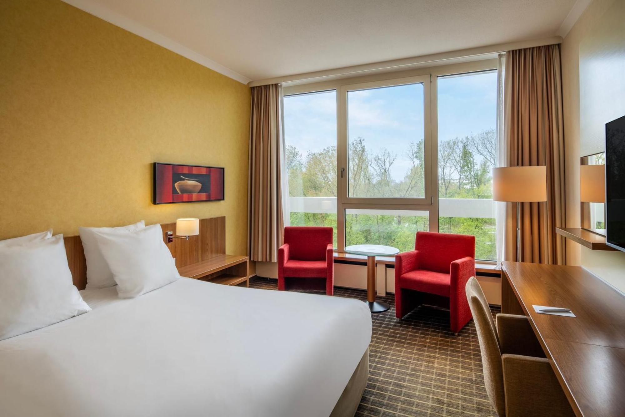 คราวน์ พลาซา อันท์เวอร์เพน Hotel แอนต์เวิร์ป ภายนอก รูปภาพ