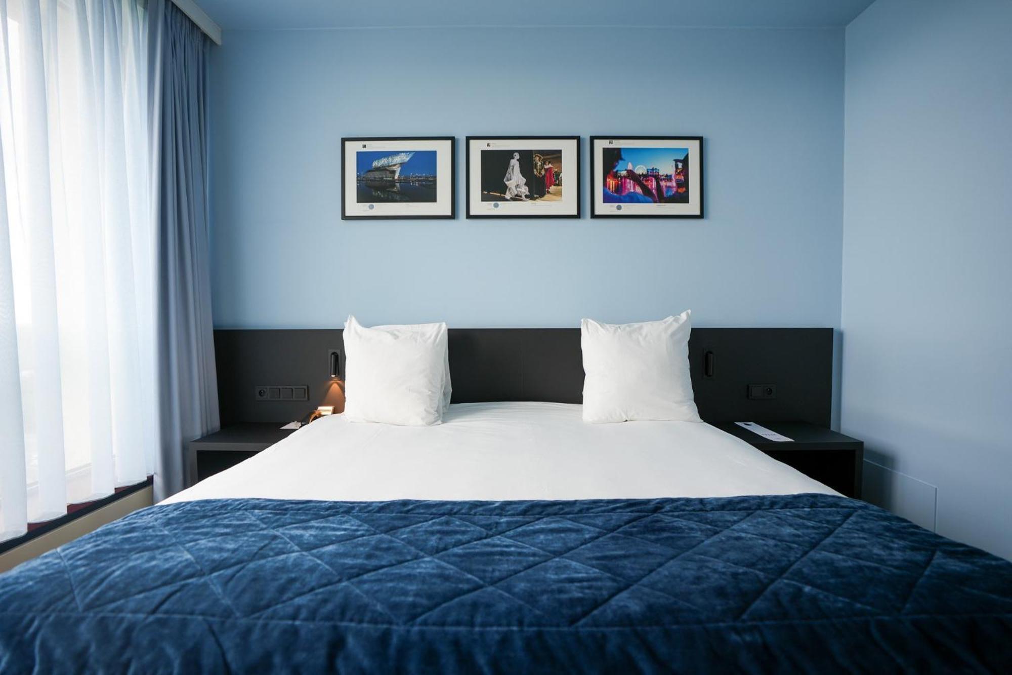 คราวน์ พลาซา อันท์เวอร์เพน Hotel แอนต์เวิร์ป ภายนอก รูปภาพ